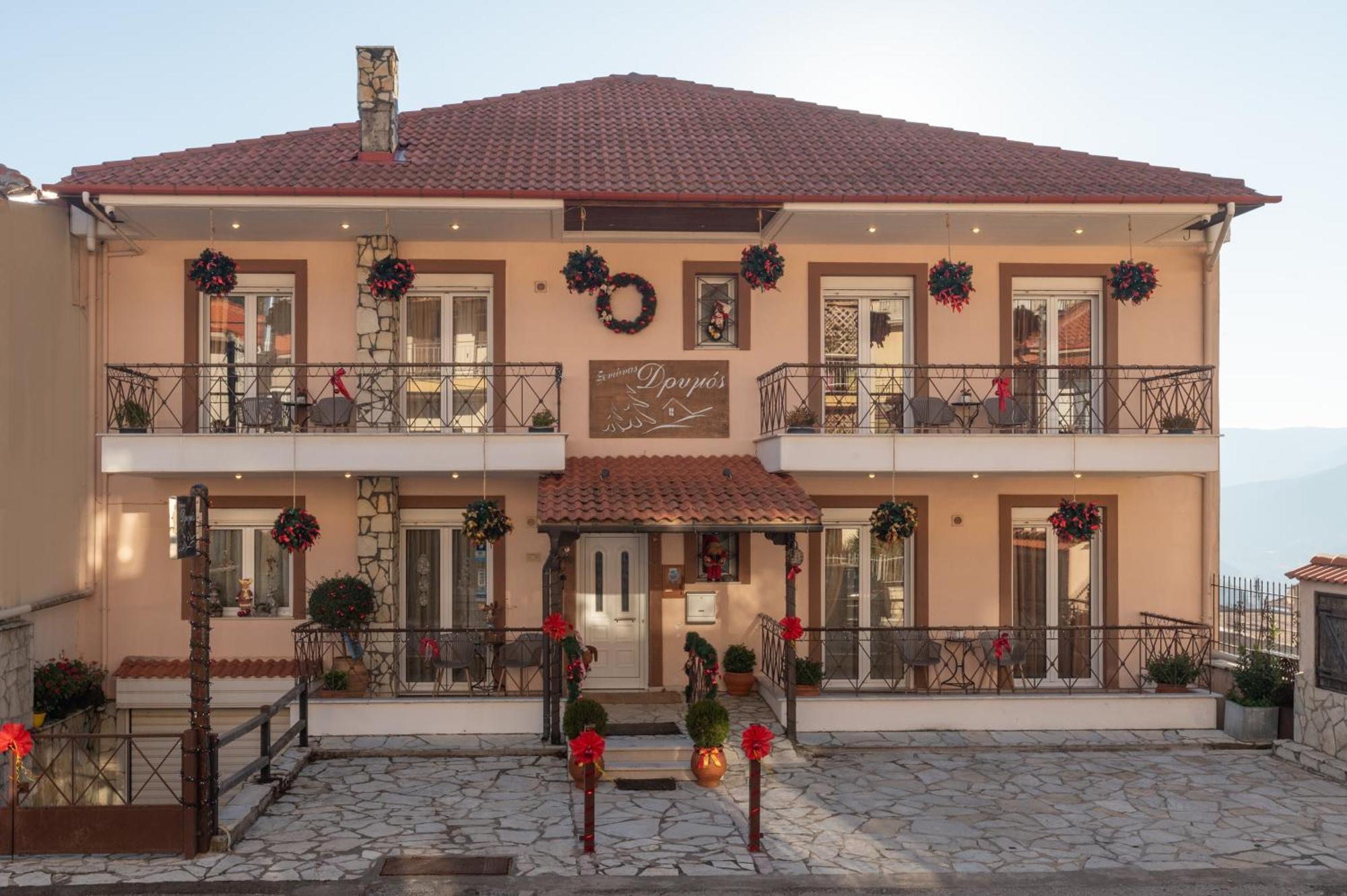 Xenonas Drimos Aparthotel Karpenísion Exterior foto